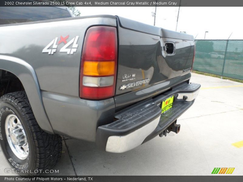 Medium Charcoal Gray Metallic / Medium Gray 2002 Chevrolet Silverado 2500 LS Crew Cab 4x4