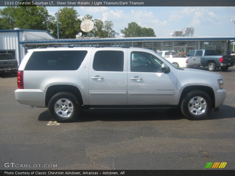 Sheer Silver Metallic / Light Titanium/Dark Titanium 2010 Chevrolet Suburban LT