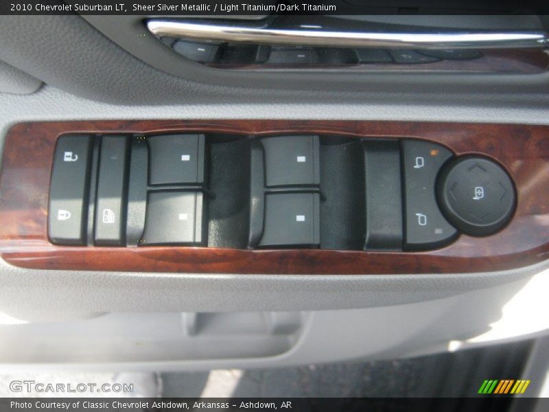 Sheer Silver Metallic / Light Titanium/Dark Titanium 2010 Chevrolet Suburban LT