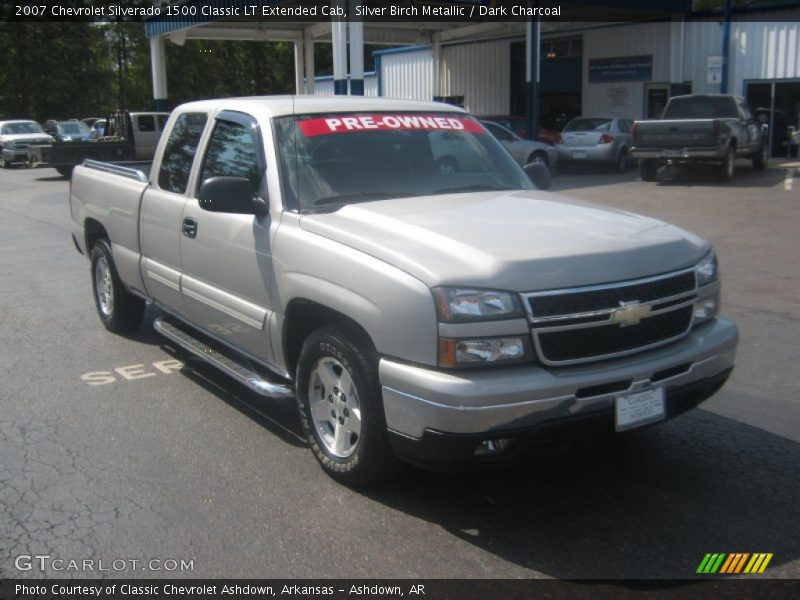 Silver Birch Metallic / Dark Charcoal 2007 Chevrolet Silverado 1500 Classic LT Extended Cab