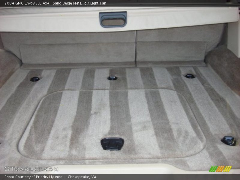 Sand Beige Metallic / Light Tan 2004 GMC Envoy SLE 4x4