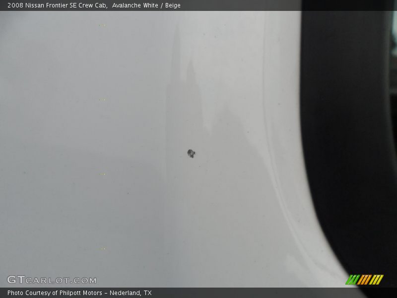 Avalanche White / Beige 2008 Nissan Frontier SE Crew Cab