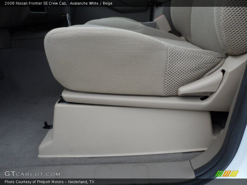 Avalanche White / Beige 2008 Nissan Frontier SE Crew Cab