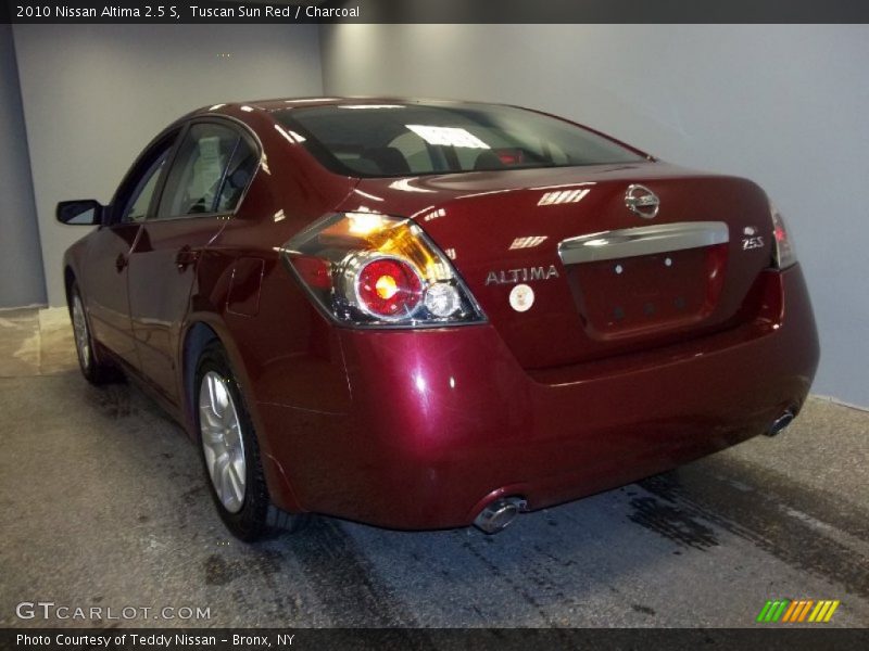Tuscan Sun Red / Charcoal 2010 Nissan Altima 2.5 S