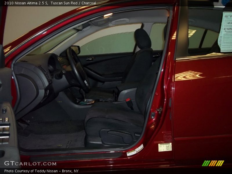 Tuscan Sun Red / Charcoal 2010 Nissan Altima 2.5 S