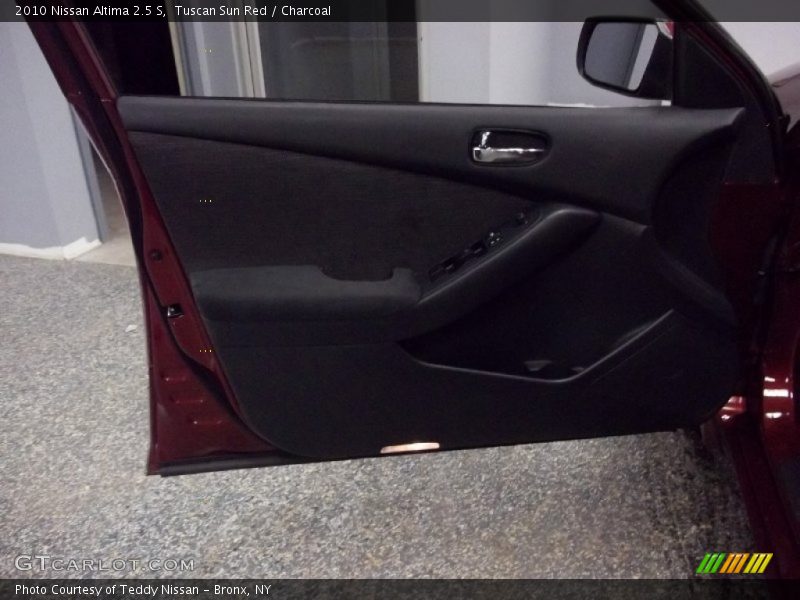 Tuscan Sun Red / Charcoal 2010 Nissan Altima 2.5 S