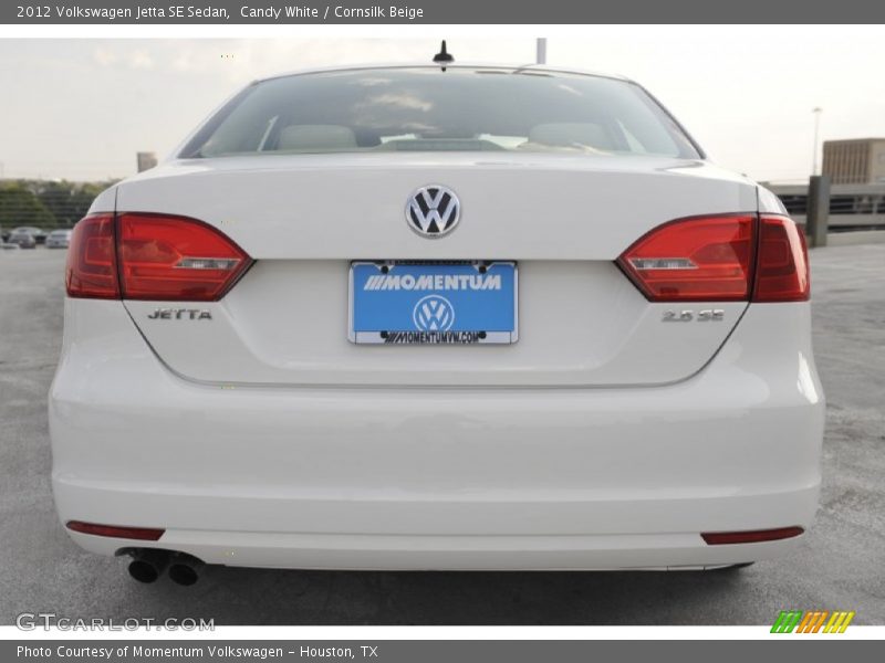 Candy White / Cornsilk Beige 2012 Volkswagen Jetta SE Sedan
