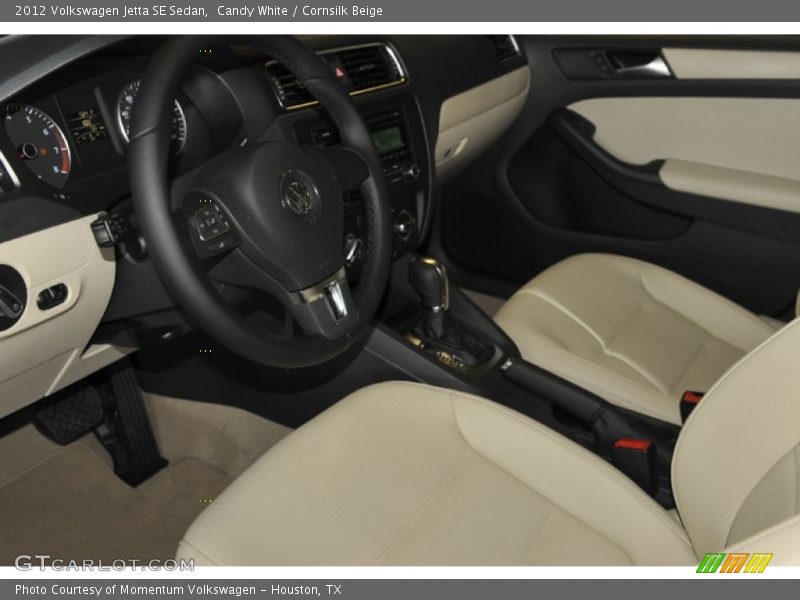 Candy White / Cornsilk Beige 2012 Volkswagen Jetta SE Sedan