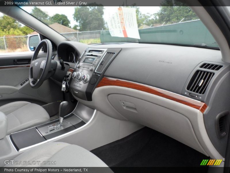 Liquid Silver / Gray 2009 Hyundai Veracruz GLS