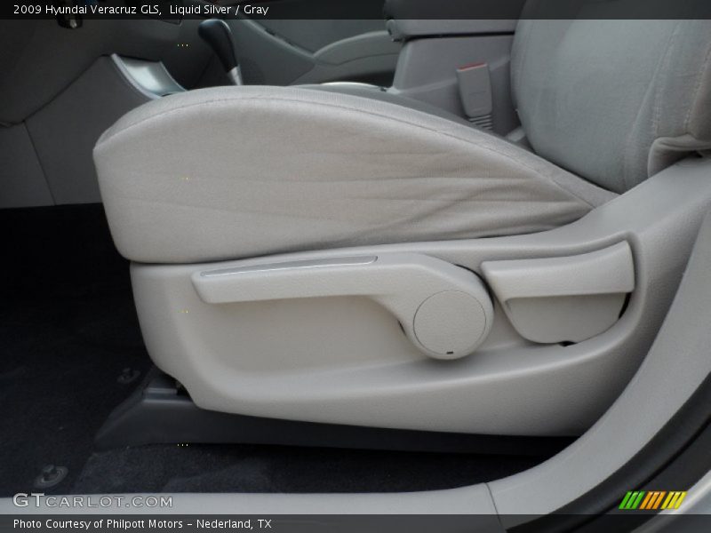 Liquid Silver / Gray 2009 Hyundai Veracruz GLS
