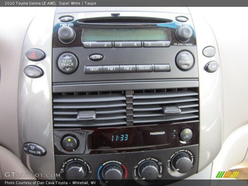 Controls of 2010 Sienna LE AWD