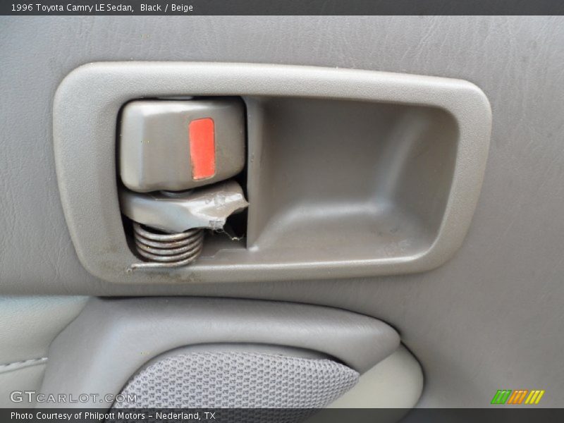 Black / Beige 1996 Toyota Camry LE Sedan