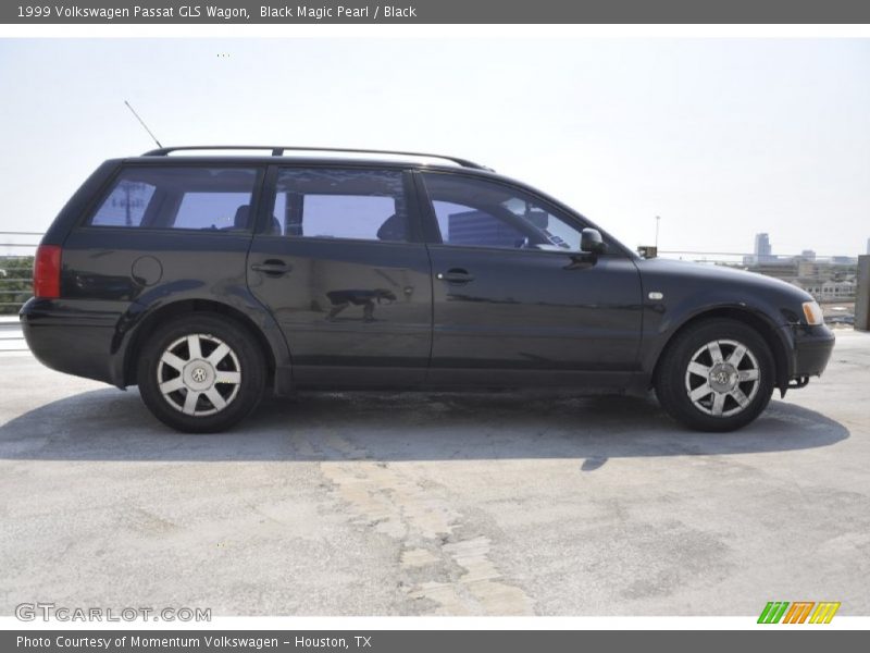 Black Magic Pearl / Black 1999 Volkswagen Passat GLS Wagon