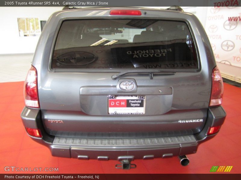 Galactic Gray Mica / Stone 2005 Toyota 4Runner SR5 4x4