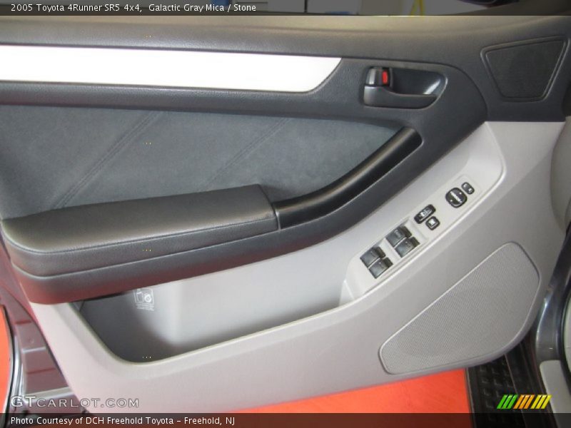 Galactic Gray Mica / Stone 2005 Toyota 4Runner SR5 4x4
