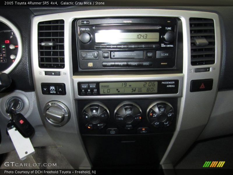 Galactic Gray Mica / Stone 2005 Toyota 4Runner SR5 4x4
