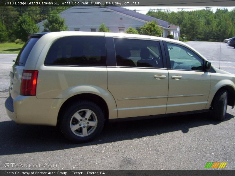 White Gold Pearl / Dark Slate Gray/Light Shale 2010 Dodge Grand Caravan SE