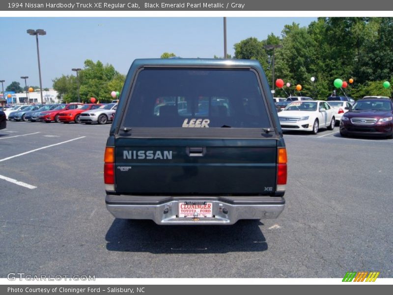 Black Emerald Pearl Metallic / Gray 1994 Nissan Hardbody Truck XE Regular Cab