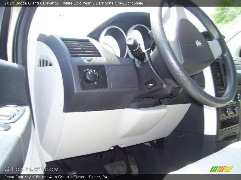 White Gold Pearl / Dark Slate Gray/Light Shale 2010 Dodge Grand Caravan SE