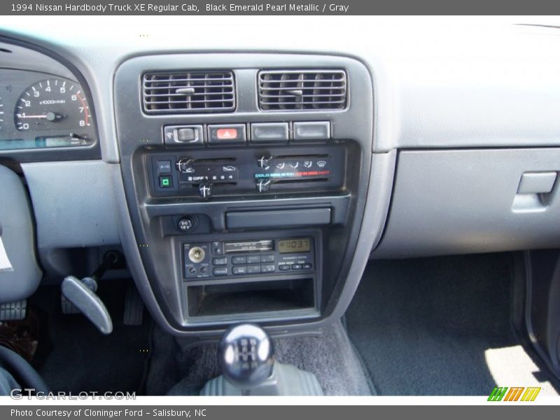 Controls of 1994 Hardbody Truck XE Regular Cab