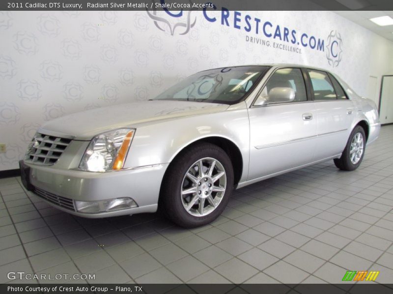 Radiant Silver Metallic / Shale/Cocoa Accents 2011 Cadillac DTS Luxury