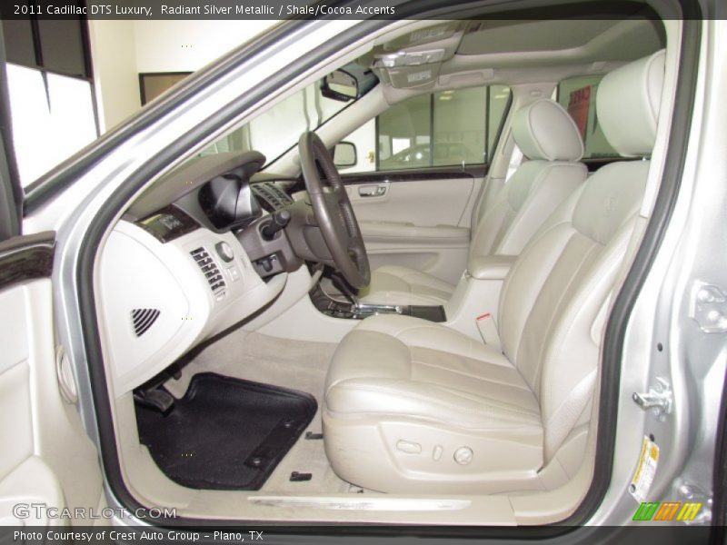 Radiant Silver Metallic / Shale/Cocoa Accents 2011 Cadillac DTS Luxury