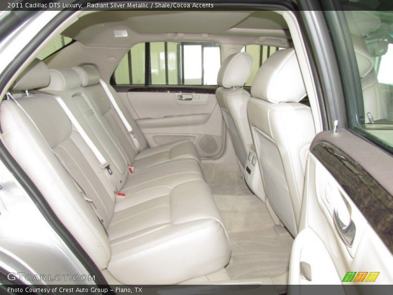 Radiant Silver Metallic / Shale/Cocoa Accents 2011 Cadillac DTS Luxury