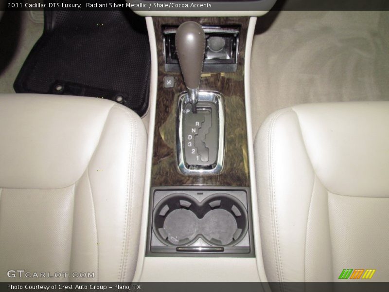 Radiant Silver Metallic / Shale/Cocoa Accents 2011 Cadillac DTS Luxury