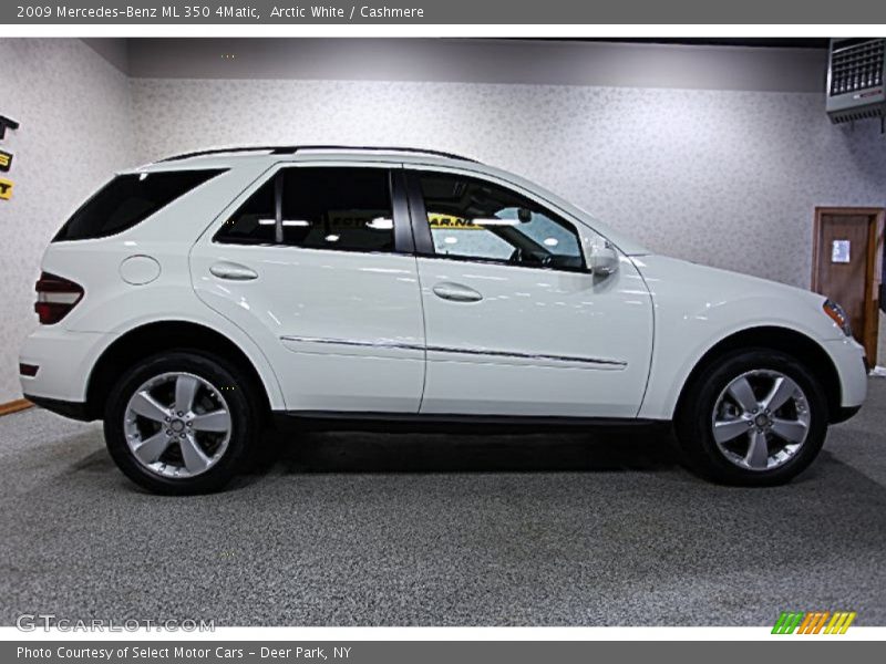 Arctic White / Cashmere 2009 Mercedes-Benz ML 350 4Matic