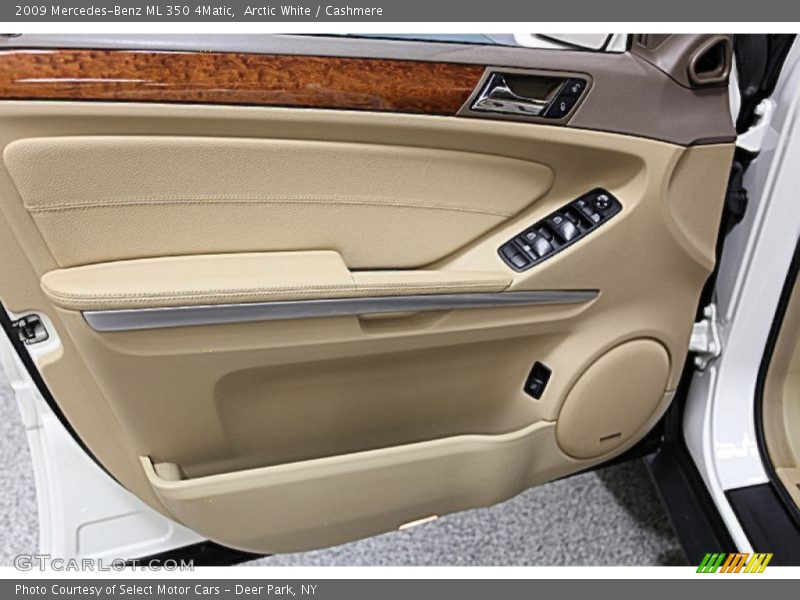 Arctic White / Cashmere 2009 Mercedes-Benz ML 350 4Matic