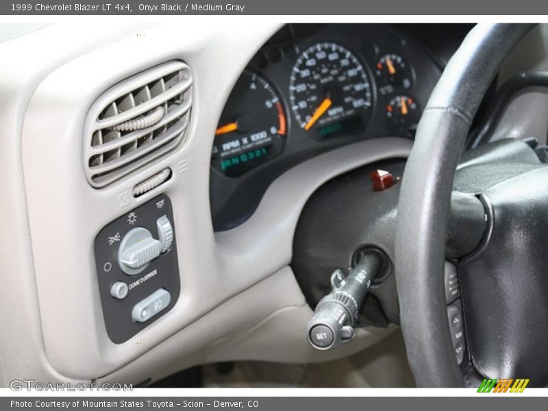 Onyx Black / Medium Gray 1999 Chevrolet Blazer LT 4x4
