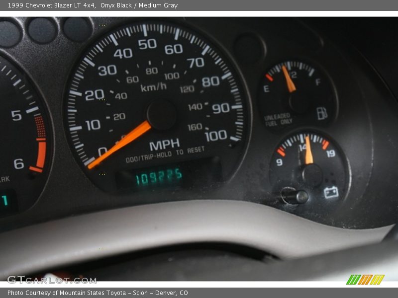 Onyx Black / Medium Gray 1999 Chevrolet Blazer LT 4x4