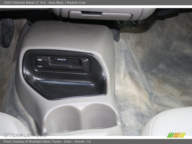 Onyx Black / Medium Gray 1999 Chevrolet Blazer LT 4x4