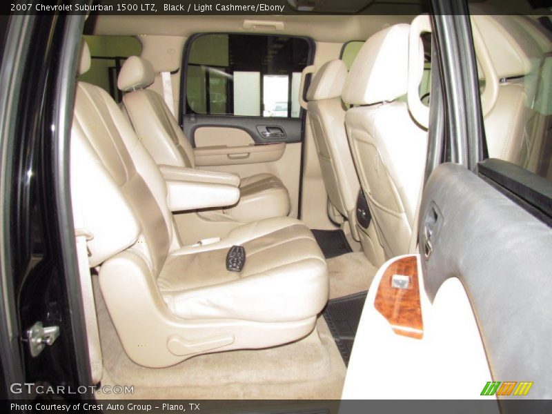  2007 Suburban 1500 LTZ Light Cashmere/Ebony Interior