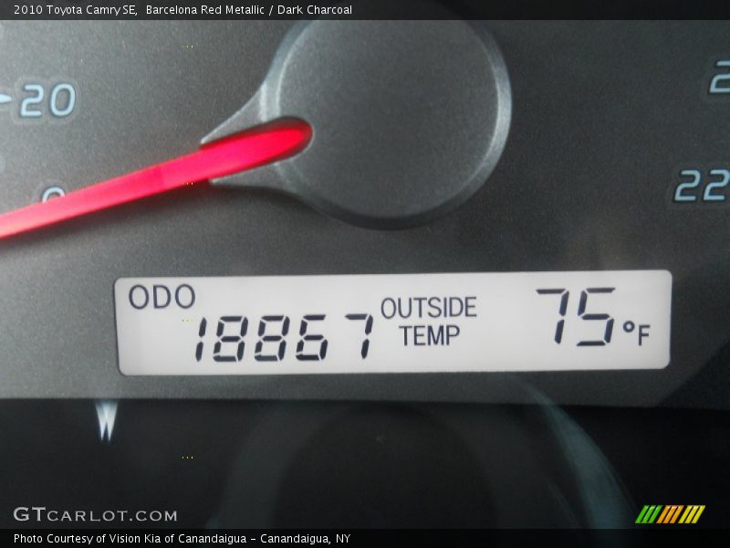 Barcelona Red Metallic / Dark Charcoal 2010 Toyota Camry SE