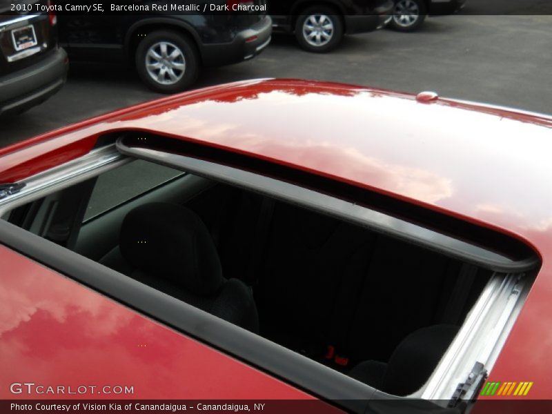 Barcelona Red Metallic / Dark Charcoal 2010 Toyota Camry SE