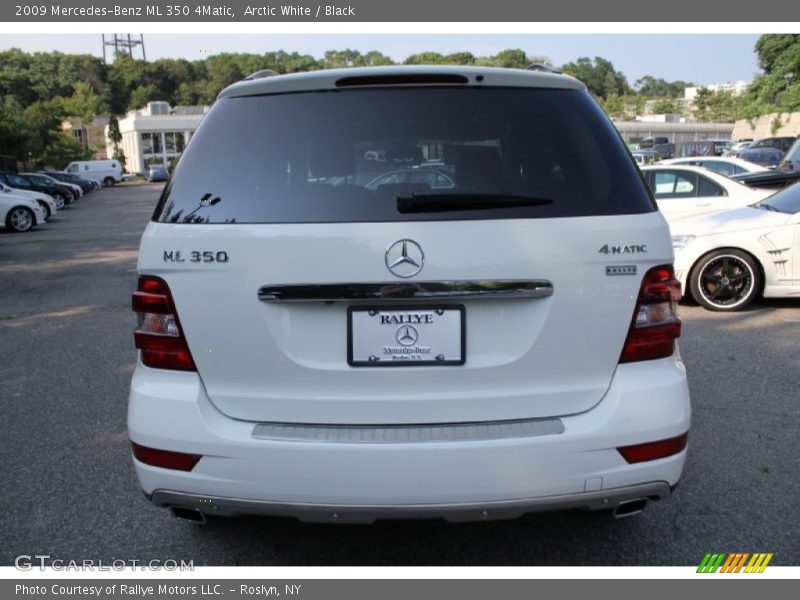 Arctic White / Black 2009 Mercedes-Benz ML 350 4Matic