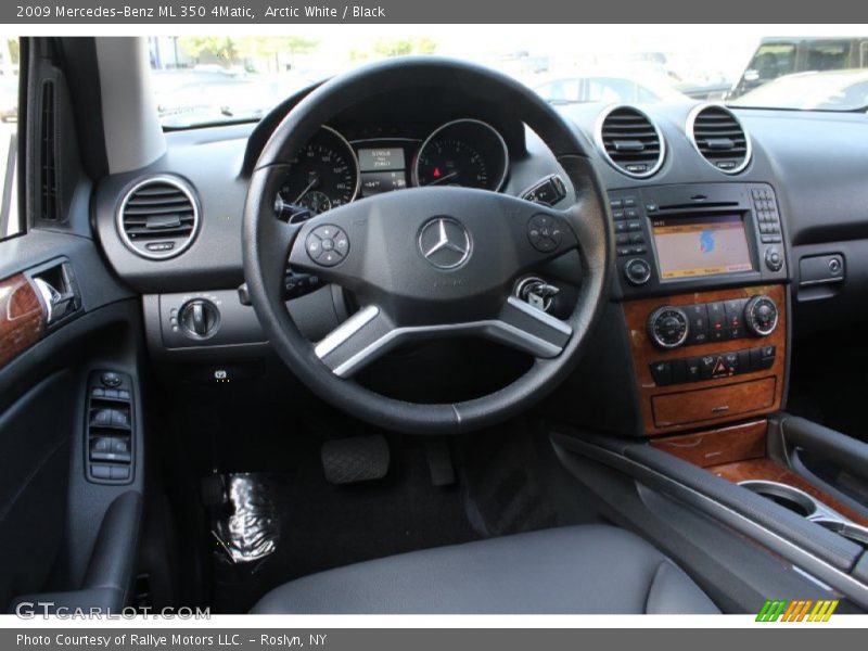 Arctic White / Black 2009 Mercedes-Benz ML 350 4Matic
