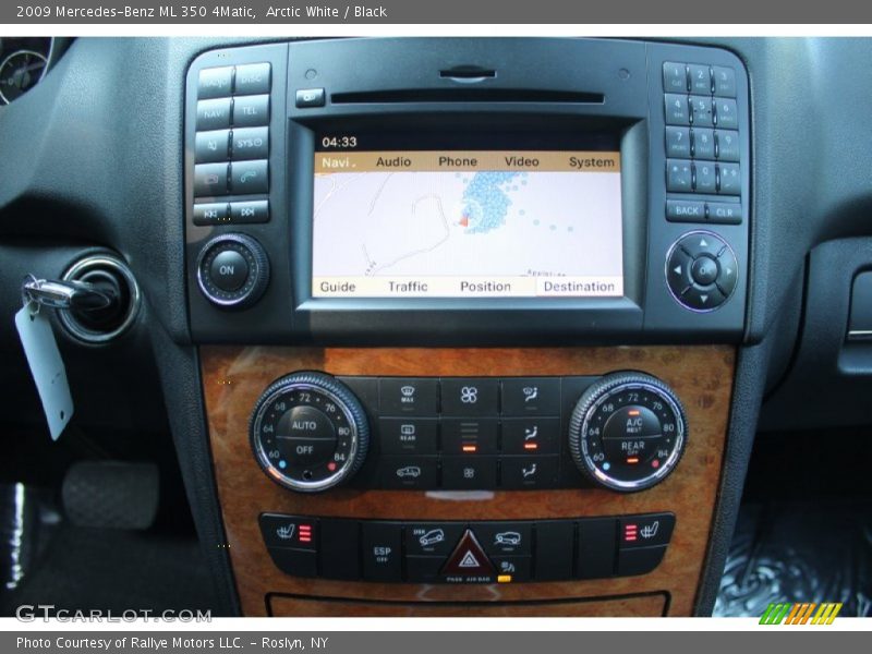 Arctic White / Black 2009 Mercedes-Benz ML 350 4Matic