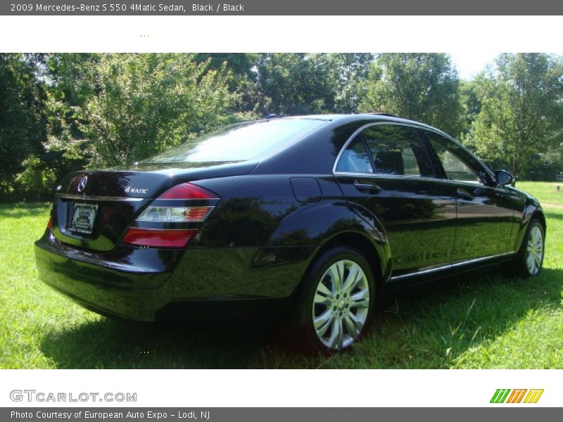 Black / Black 2009 Mercedes-Benz S 550 4Matic Sedan