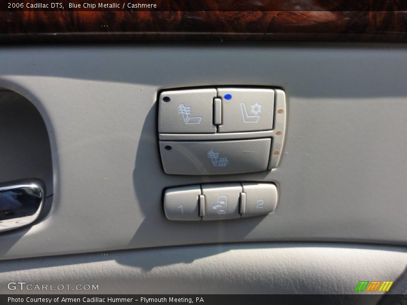 Blue Chip Metallic / Cashmere 2006 Cadillac DTS