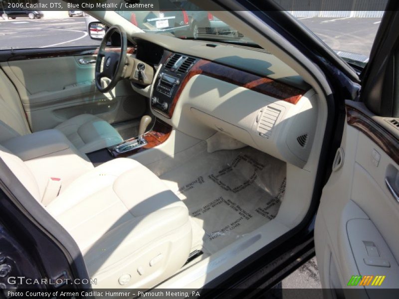 Blue Chip Metallic / Cashmere 2006 Cadillac DTS