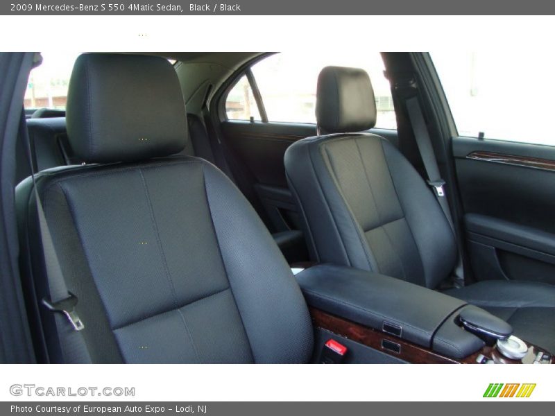 Black / Black 2009 Mercedes-Benz S 550 4Matic Sedan