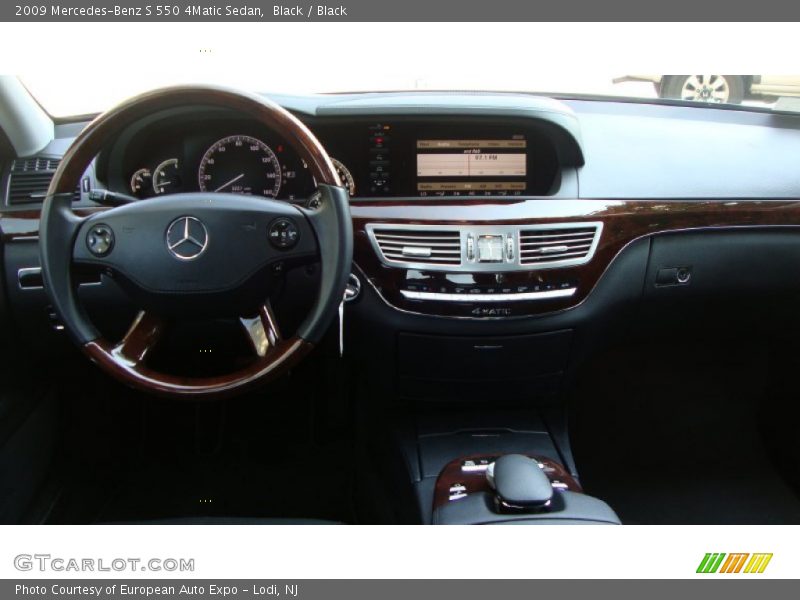 Black / Black 2009 Mercedes-Benz S 550 4Matic Sedan