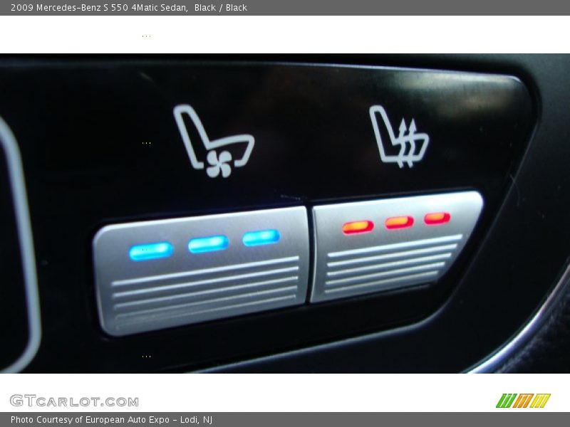 Black / Black 2009 Mercedes-Benz S 550 4Matic Sedan