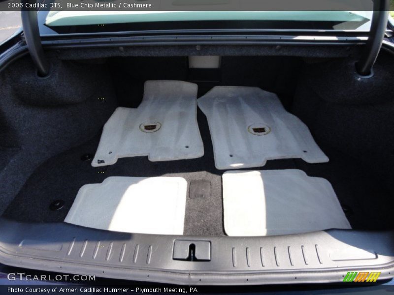Blue Chip Metallic / Cashmere 2006 Cadillac DTS