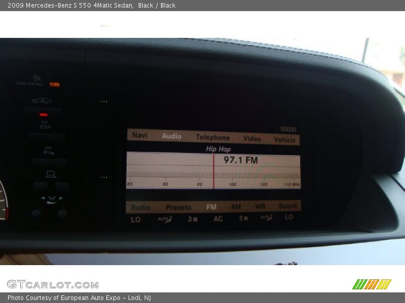 Black / Black 2009 Mercedes-Benz S 550 4Matic Sedan