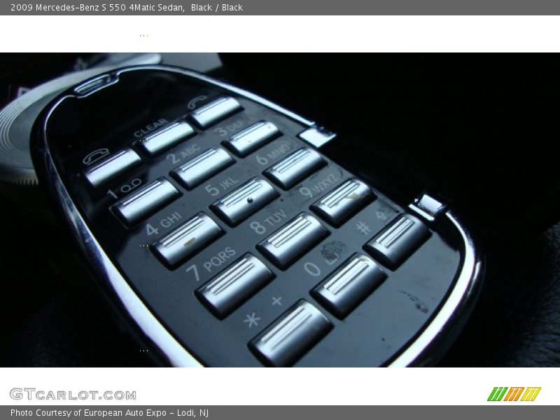 Black / Black 2009 Mercedes-Benz S 550 4Matic Sedan