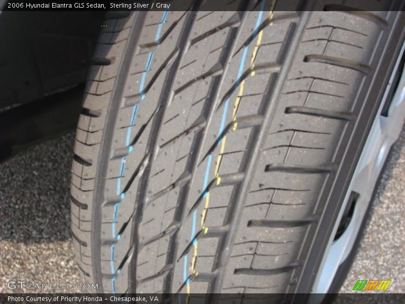 Sterling Silver / Gray 2006 Hyundai Elantra GLS Sedan