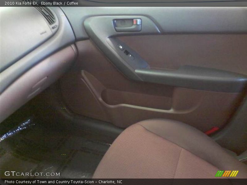Ebony Black / Coffee 2010 Kia Forte EX